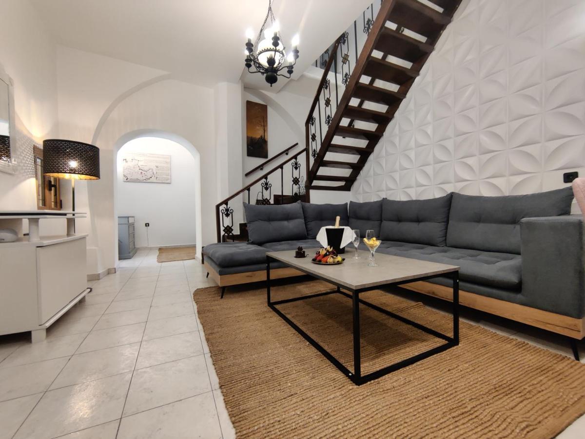 A Unique 3-4 Bedrooms House In Old Town Rhodes City Exterior photo